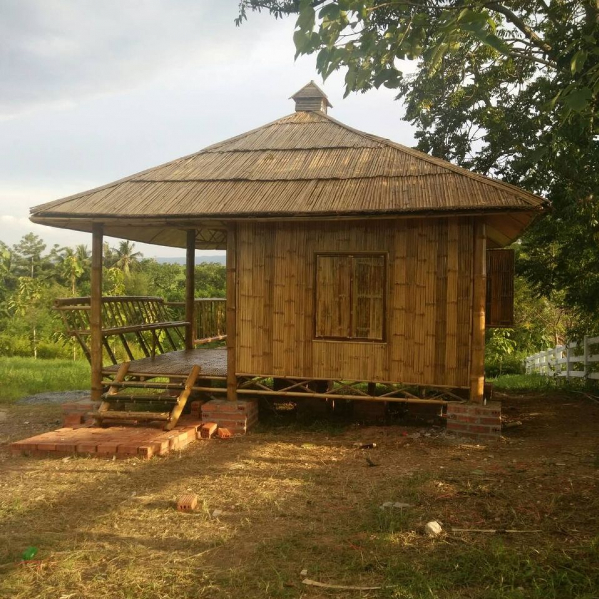 บริการรับสร้างบ้านไม้ไผ่ รีสอร์ทไม้ไผ่