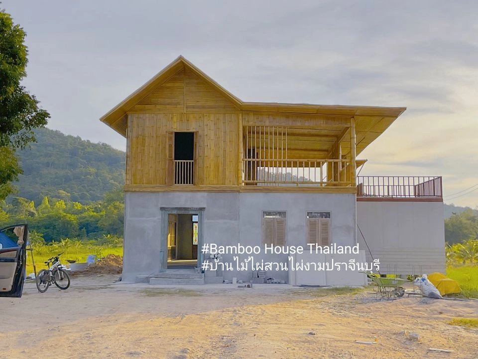 บ้านไม้ไผ่ทรงไทยแบบผสมผสาน