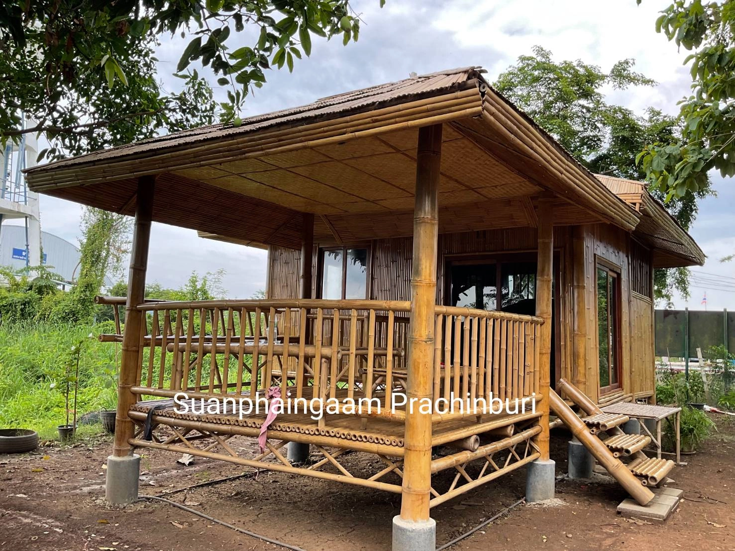 บ้านไม้ไผ่ ทรงปั้นหยา+ศาลาพักผ่อน สระบุรี
